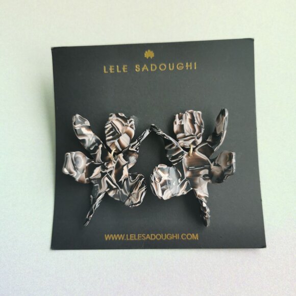 BRAND NEW Lele Sadoughi Small Paper Lily Earrings Maple - Picture 2 of 4